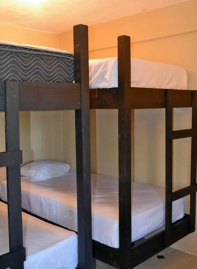 Deja Hostel Playa del Carmen