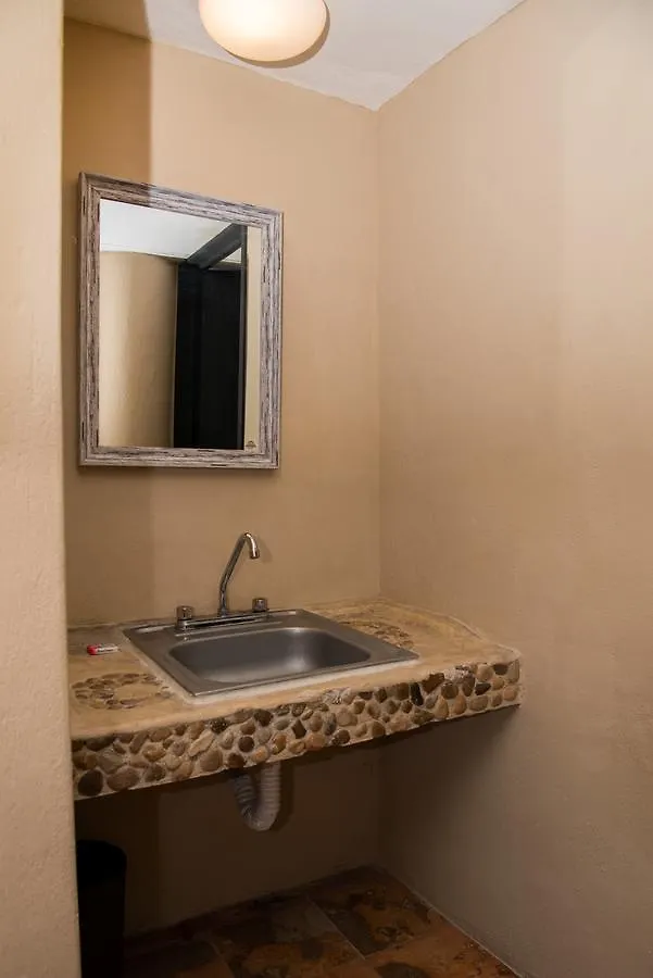 Deja Hostel Playa del Carmen